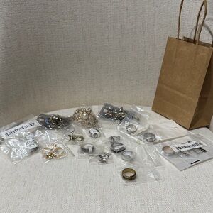 Mixed Costume Rings Lot of 17 - Silver & Gold Tones